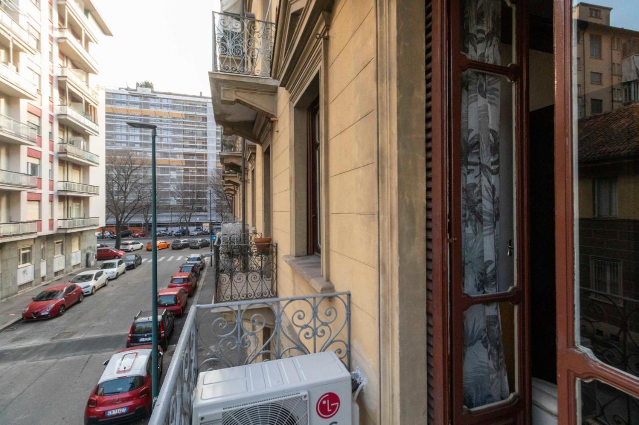 Colourful & Cozy Apartment Cenisia Turin Exteriör bild