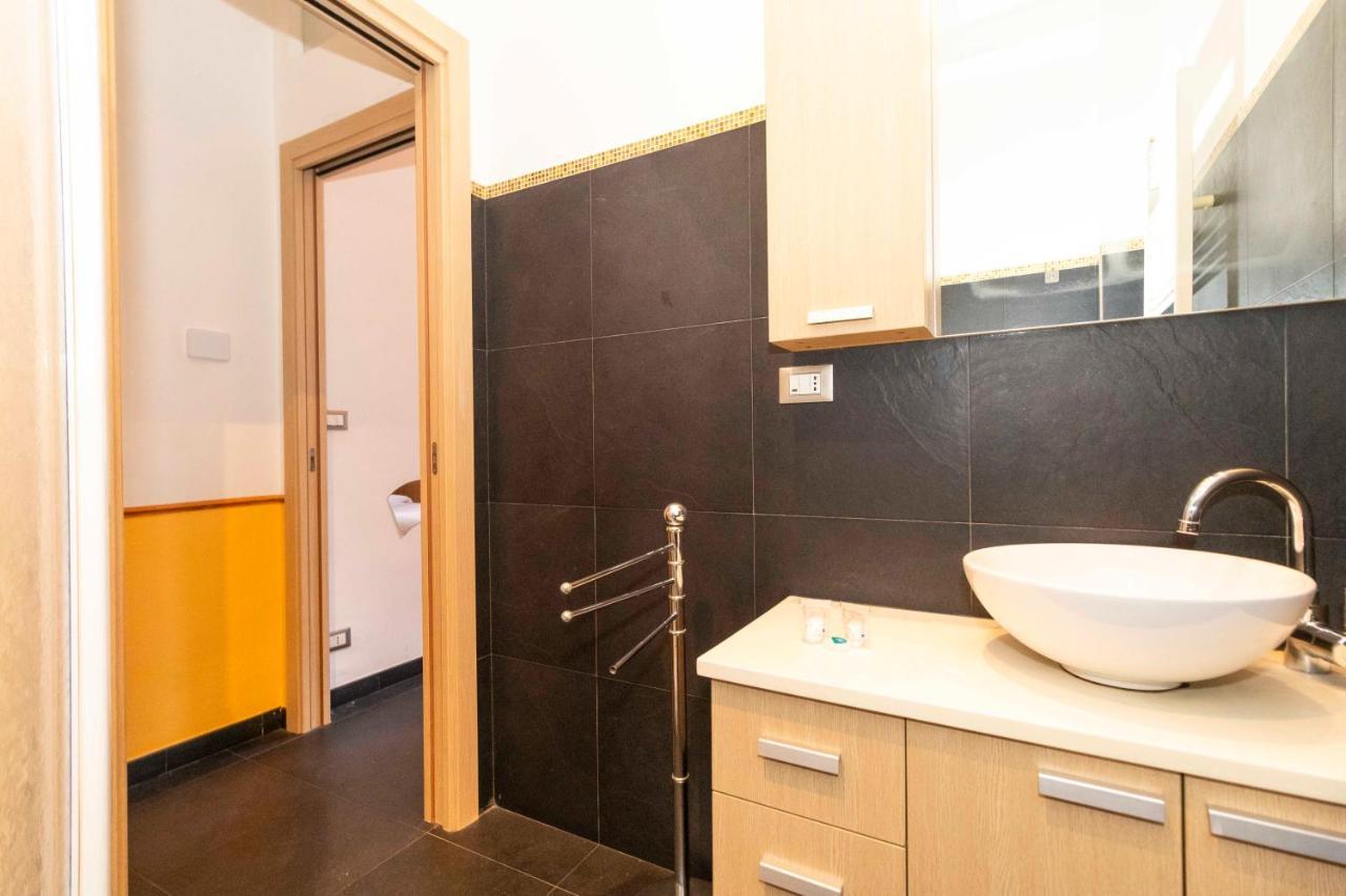 Colourful & Cozy Apartment Cenisia Turin Exteriör bild