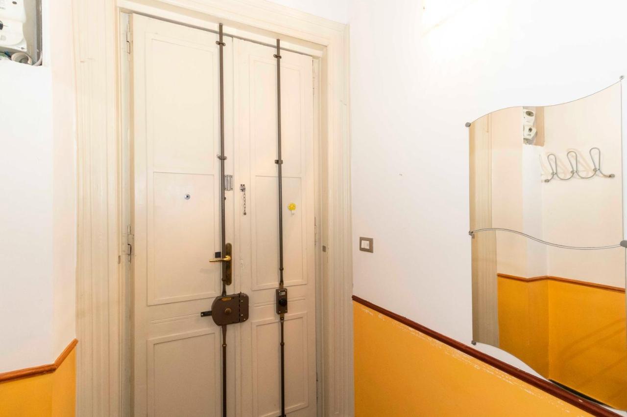 Colourful & Cozy Apartment Cenisia Turin Exteriör bild